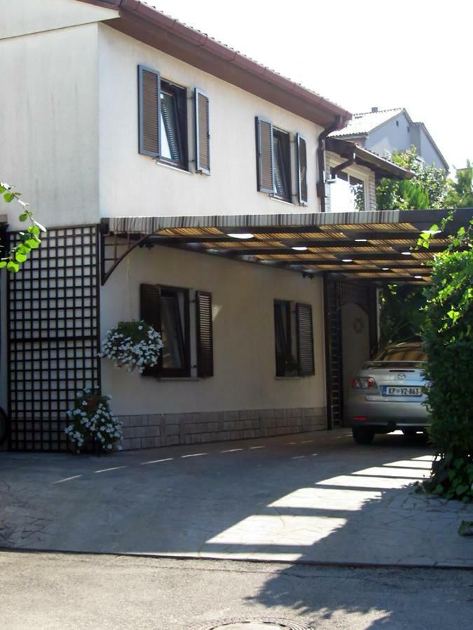 Apartment Rebula Izola Exterior photo