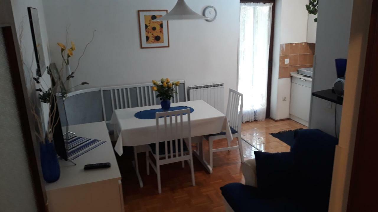 Apartment Rebula Izola Exterior photo